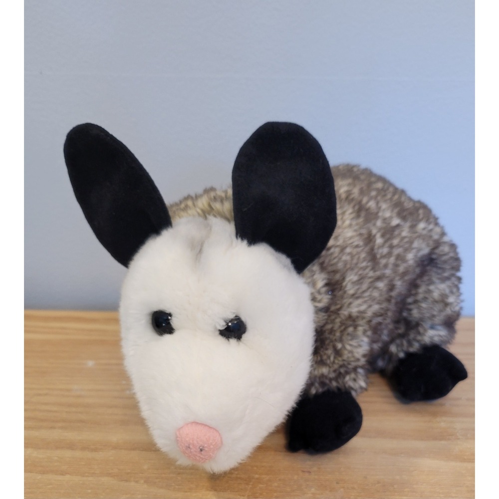 Bass Pro Shops North American Opossum Plush 19.5" Stuffed Animal Wildlife Art